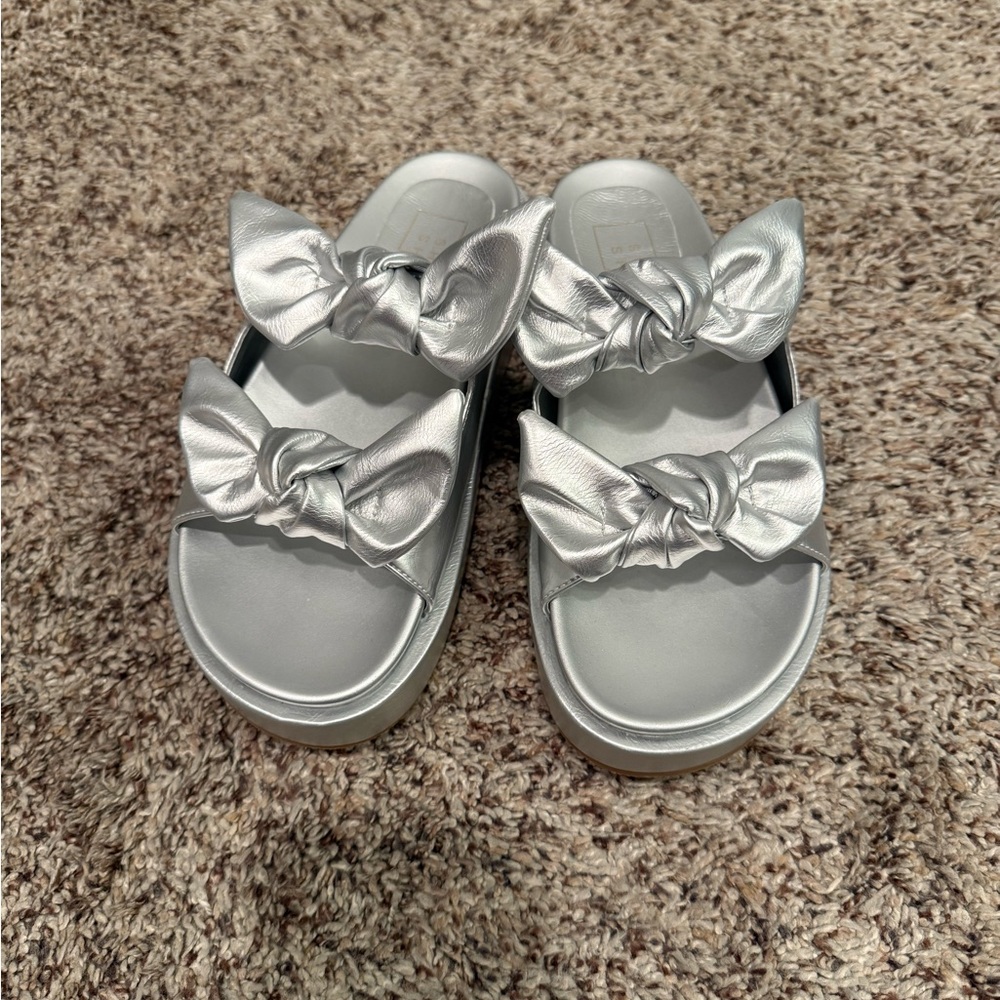 ShuShop Metallic Silver Bow Slide Sandals